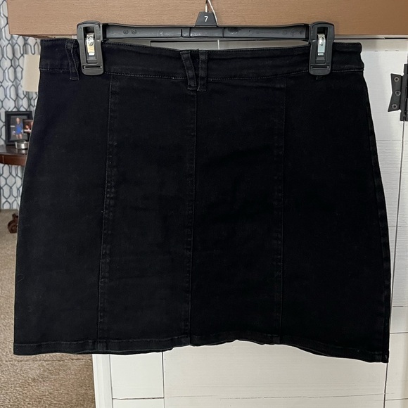 Alter’d State Black Denim Button up Skirt size medium. 1098 - Picture 4 of 4